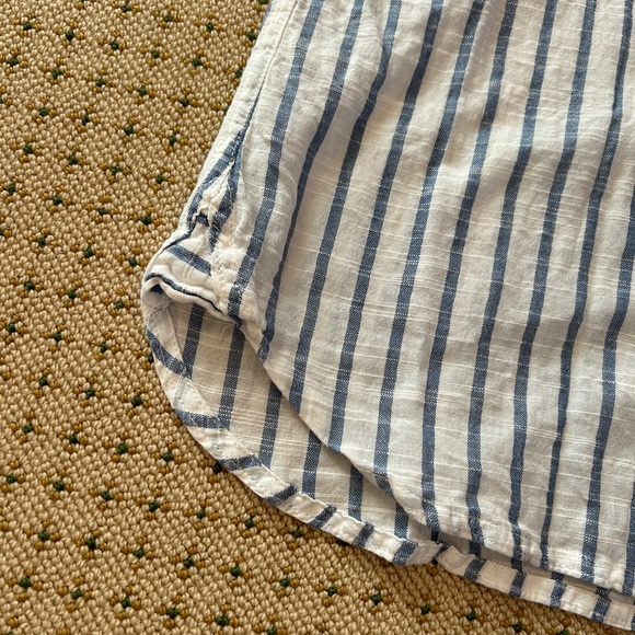 EUC Abercrombie & Fitch Striped Button Down Top - Picture 5 of 7